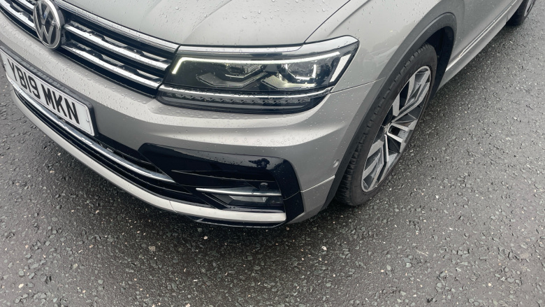 Volkswagen Tiguan 2.0 TDi 150 R-Line 5dr DSG Diesel Estate